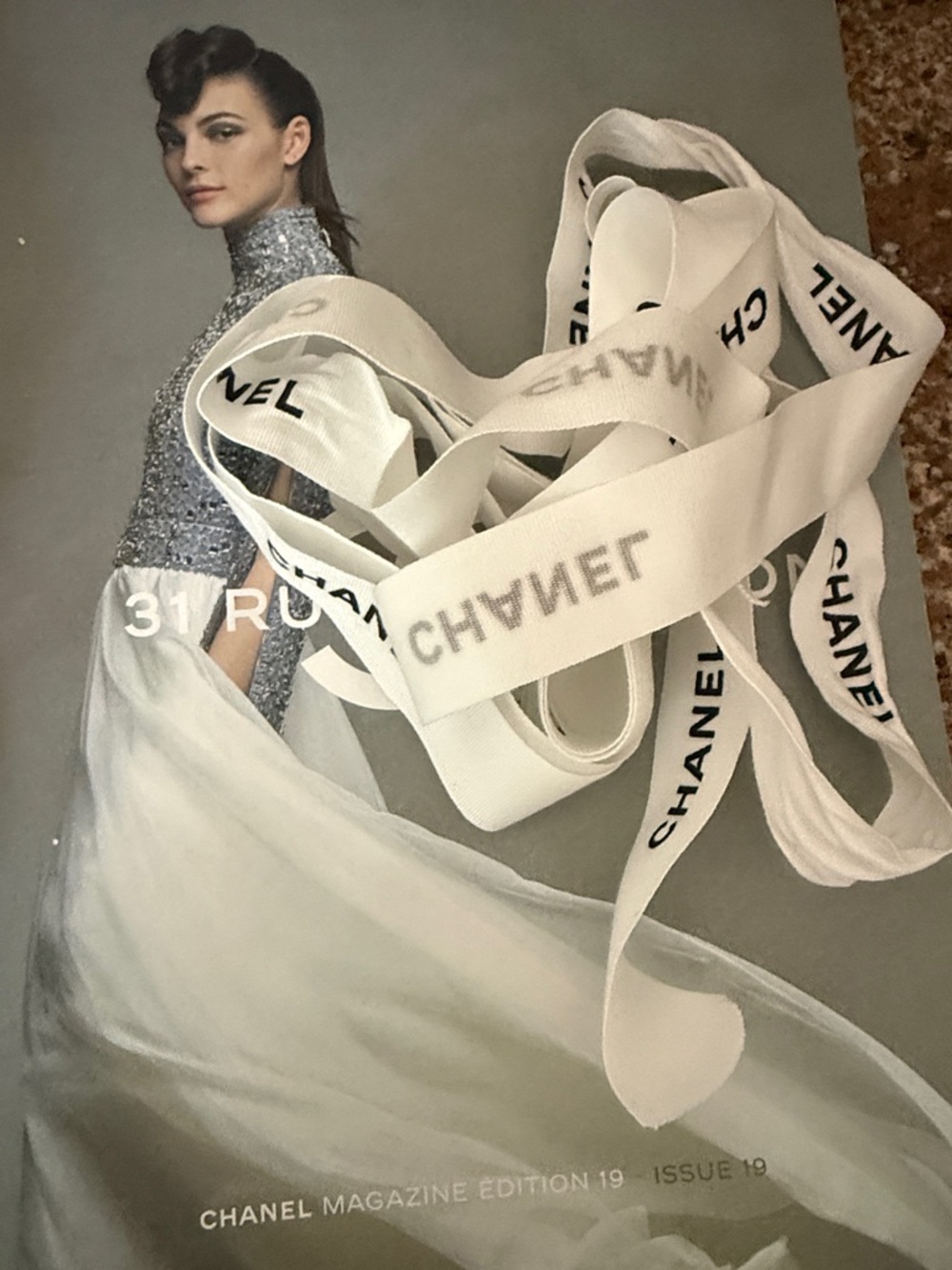 CHANEL  31 Rue Cambon Magazine Cover with CHANEL Ribbon Edition 19